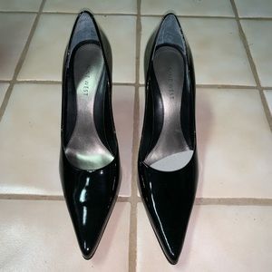 Nine West shiny black patent heels/pumps NIB